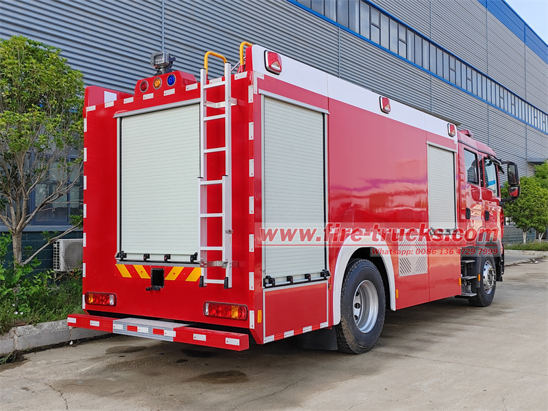HOWO 4X4 8cbm foam fire rescue vehicle HOWO 4X4 8cbm foam fire rescue vehicle