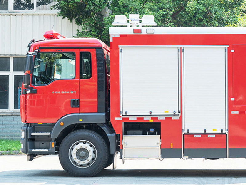 Sinotruk smoke exhaust rescue fire truck Sinotruk smoke exhaust rescue fire truck