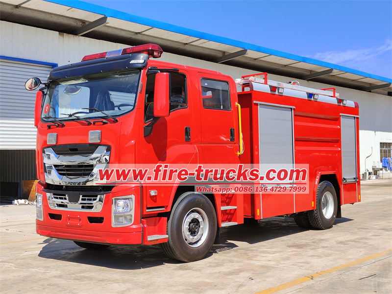 Isuzu GIGA 4x2 fire fighting truck