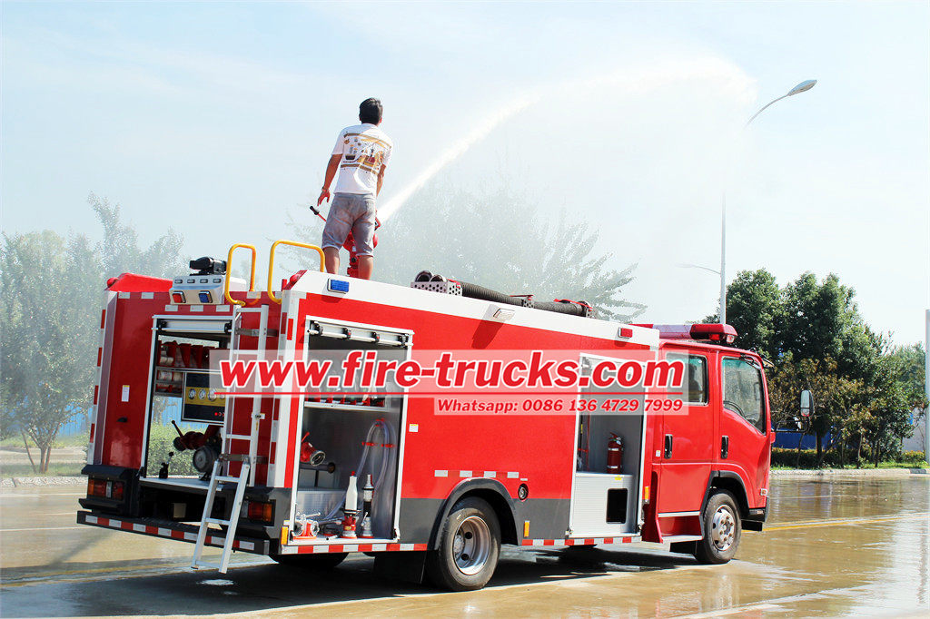 Japan Isuzu brand Emergency rescue fire truck Japan Isuzu brand Emergency rescue fire truck