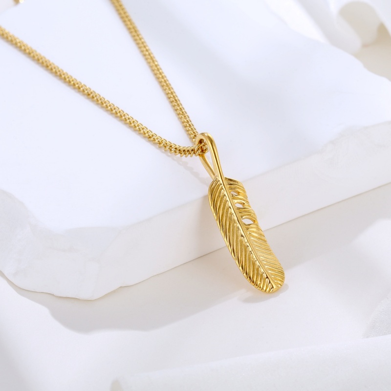 18K Gold Plated Feather Necklace 18K Gold Plated Feather Necklace