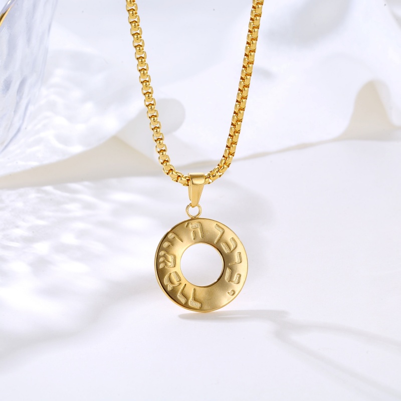 Hollow Out Round Necklace Hollow Out Round Necklace