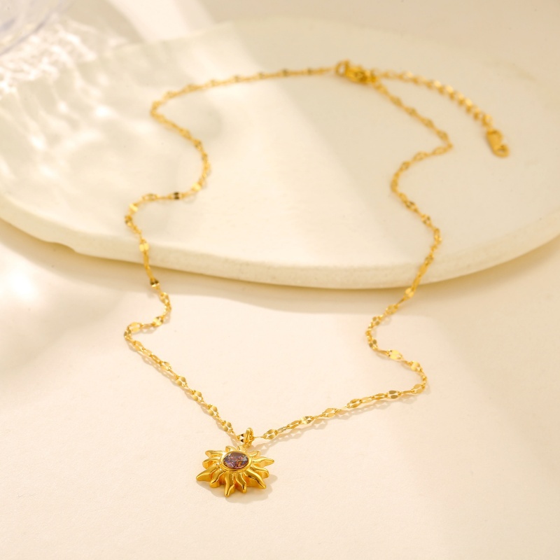 Sun Shape Necklace Sun Shape Necklace