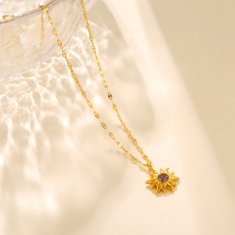 Sun Shape Necklace Sun Shape Necklace
