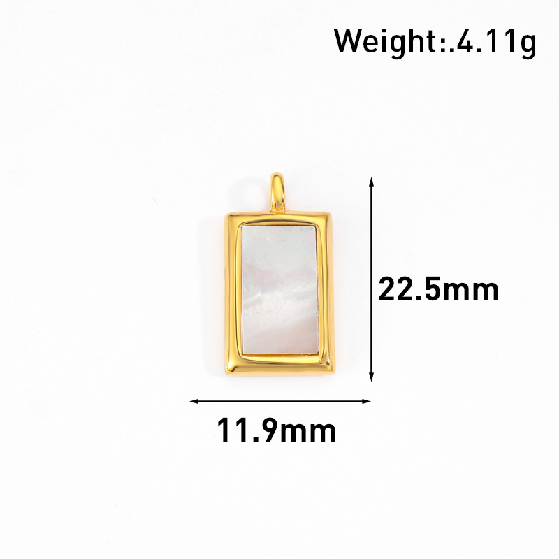 18k Gold Rectangle Pendant