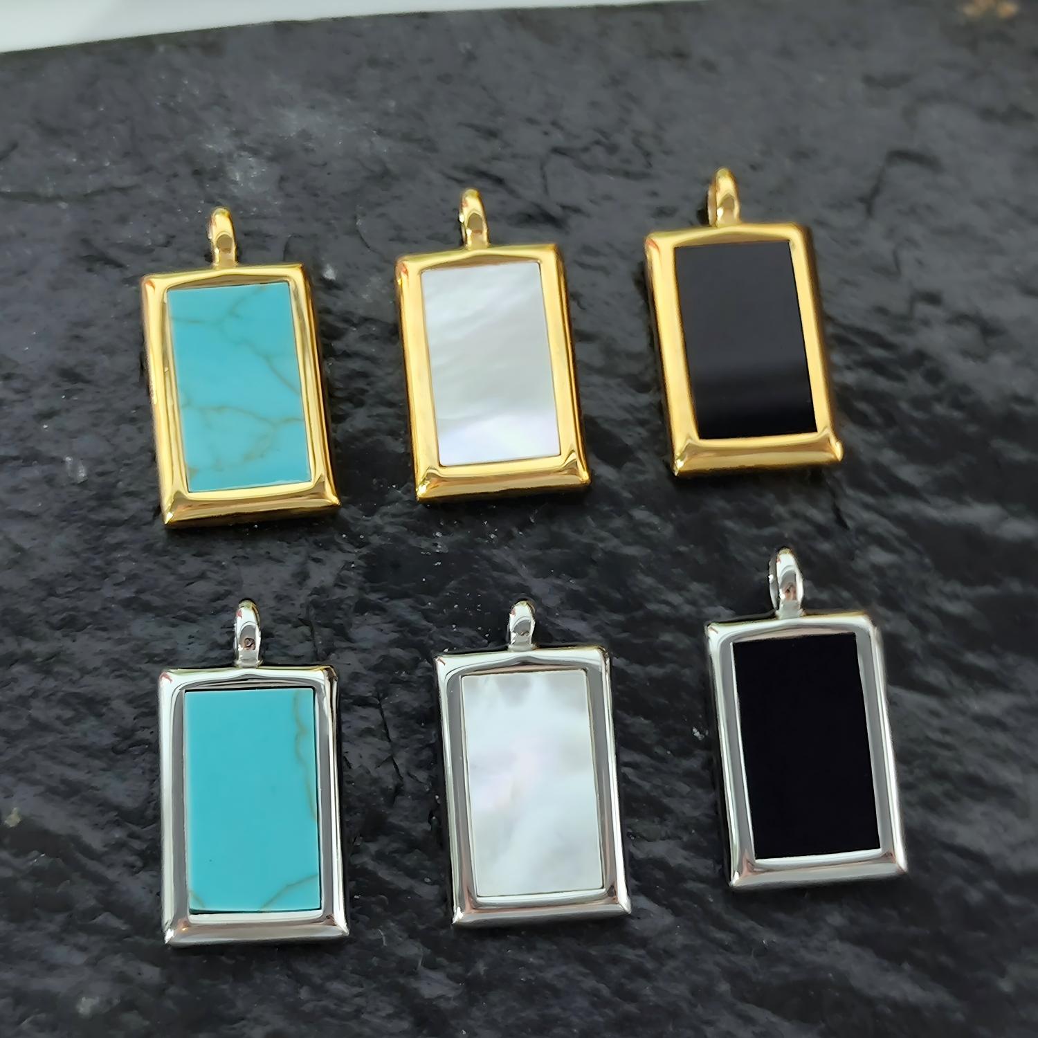 Fashionable Two Color Pendant Fashionable Two Color Pendant
