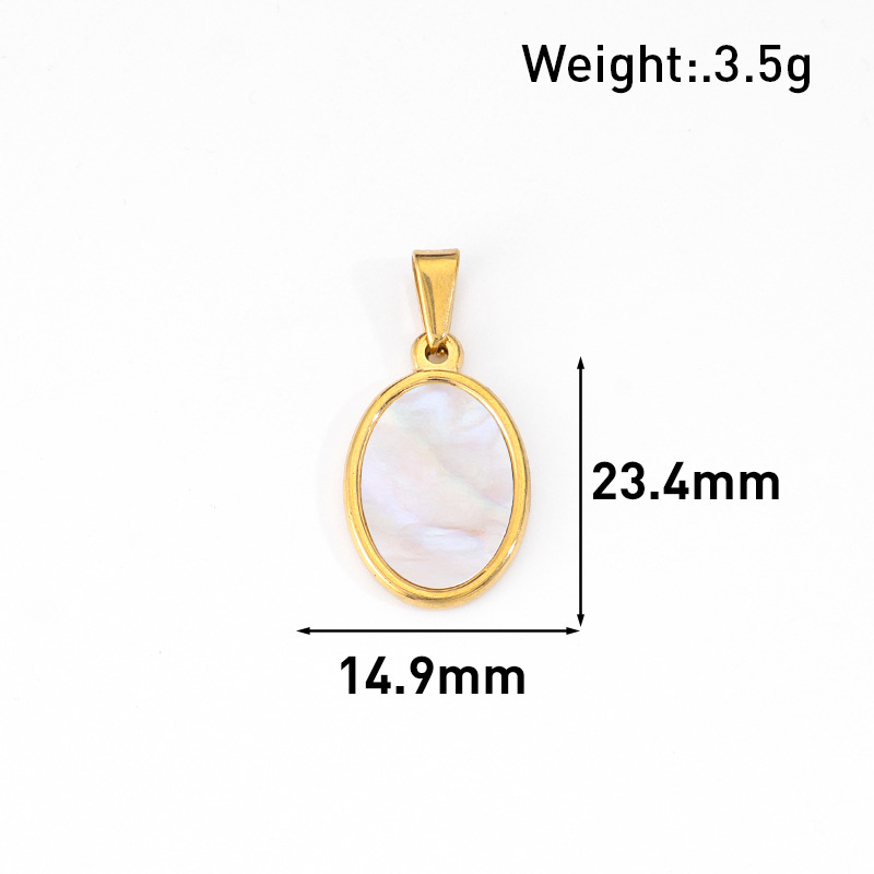 18k Gold Oval Pendant