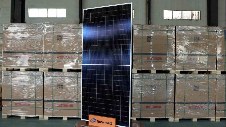 Solar Panel Packing 