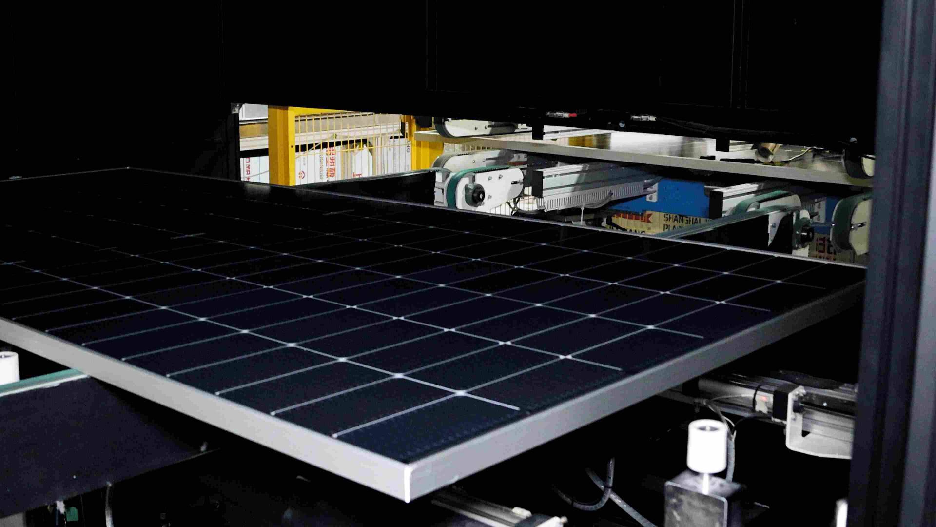 Solar Panel Current-Voltage Curve Test