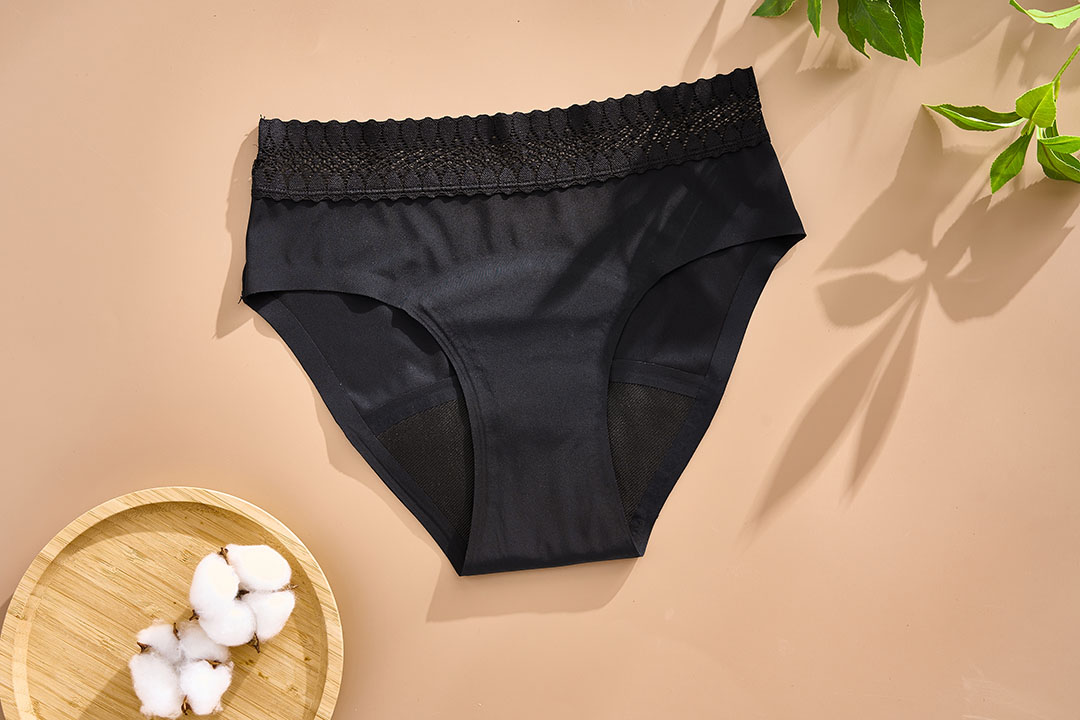 Extra Coverage Mid Waisted Period Panites Extra Coverage Mid Waisted Period Panites