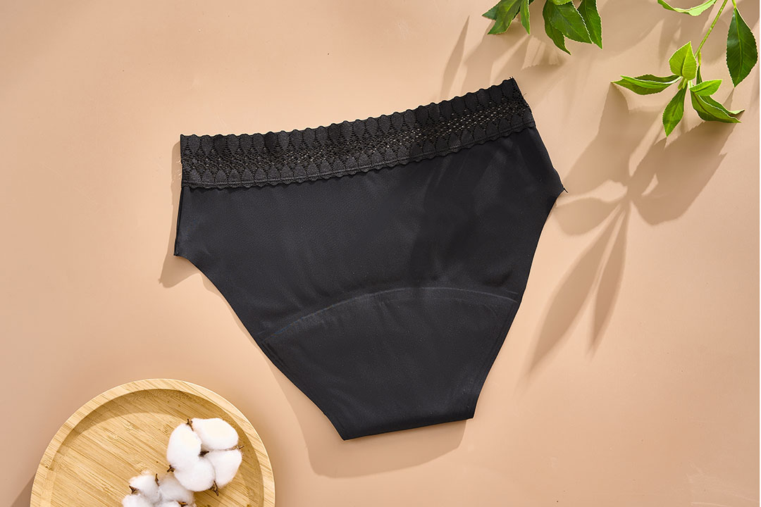 Extra Coverage Mid Waisted Period Panites Extra Coverage Mid Waisted Period Panites