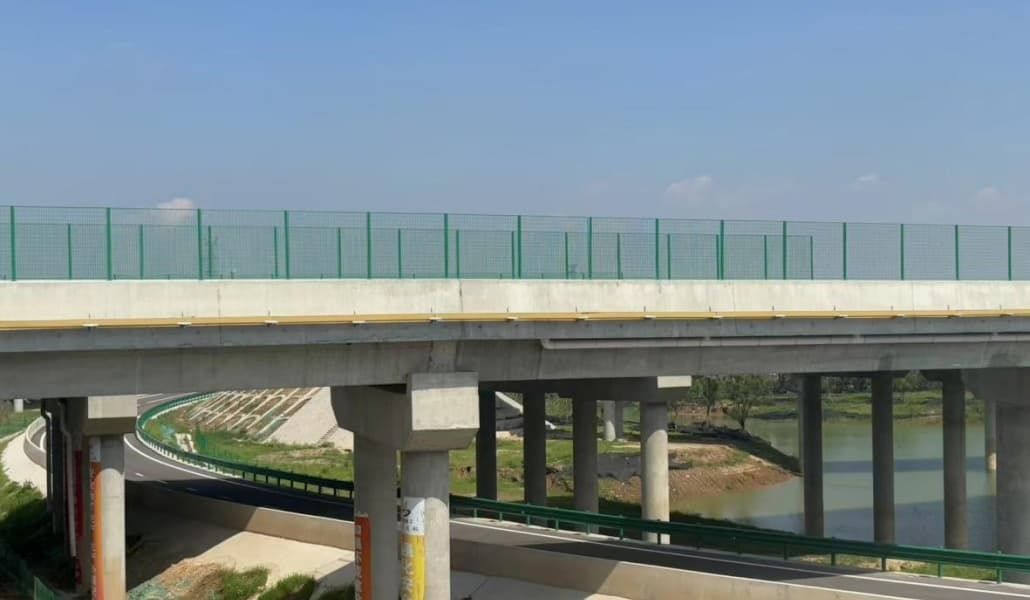 Highway Protective Fall Prevention Mesh